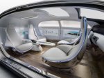 0320000007947747-photo-mercedes-f015.jpg