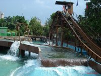 playcenter splash3.jpg