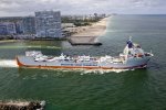 Yacht+Express+in+Port+Everglades%u0025252C+by+Onne+Vanderwal.jpg